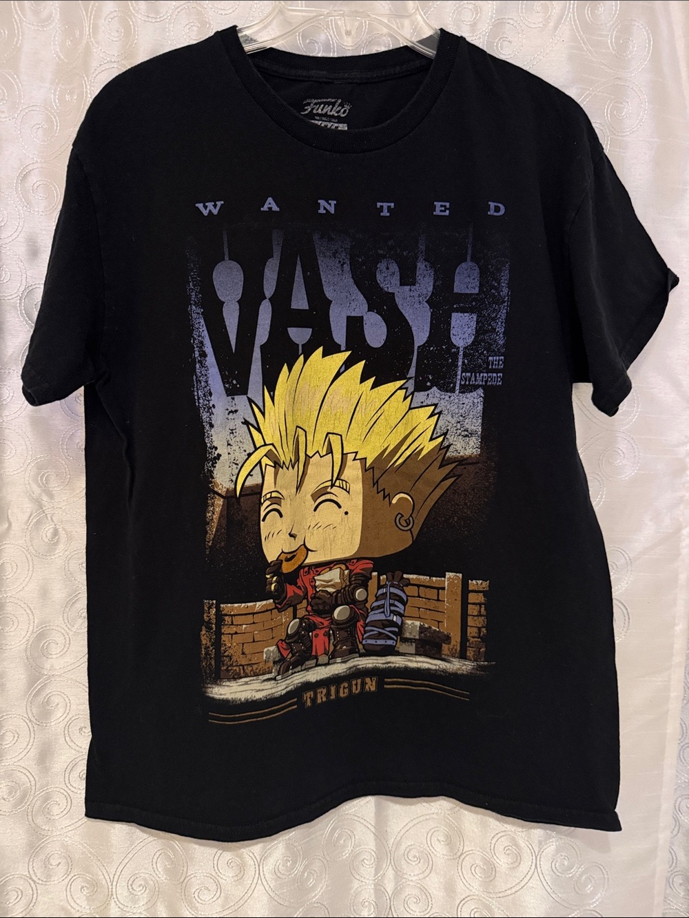 Funko Trigon Vash The Stampede Graphic Tee Adult Size Medium 🔥 G16 - Picture 1 of 3